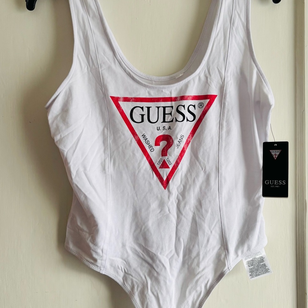 GUESS Red and White Logo Tee
0008 - Picture 5 of 5
